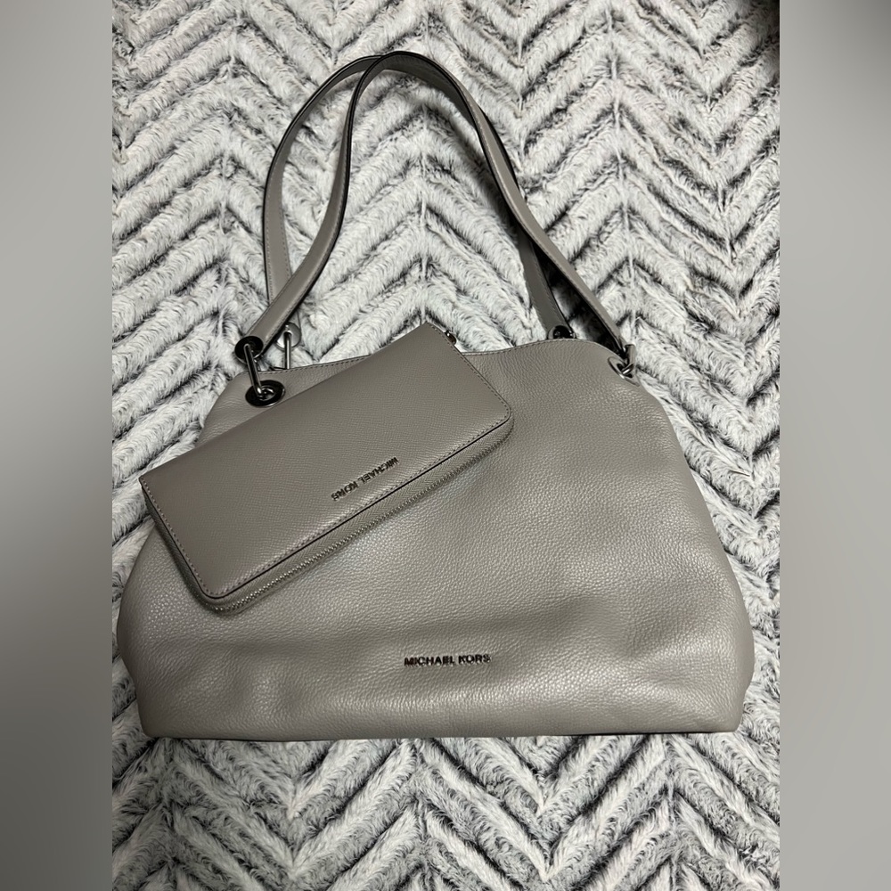 Michael Kors Purse and Wallet Set